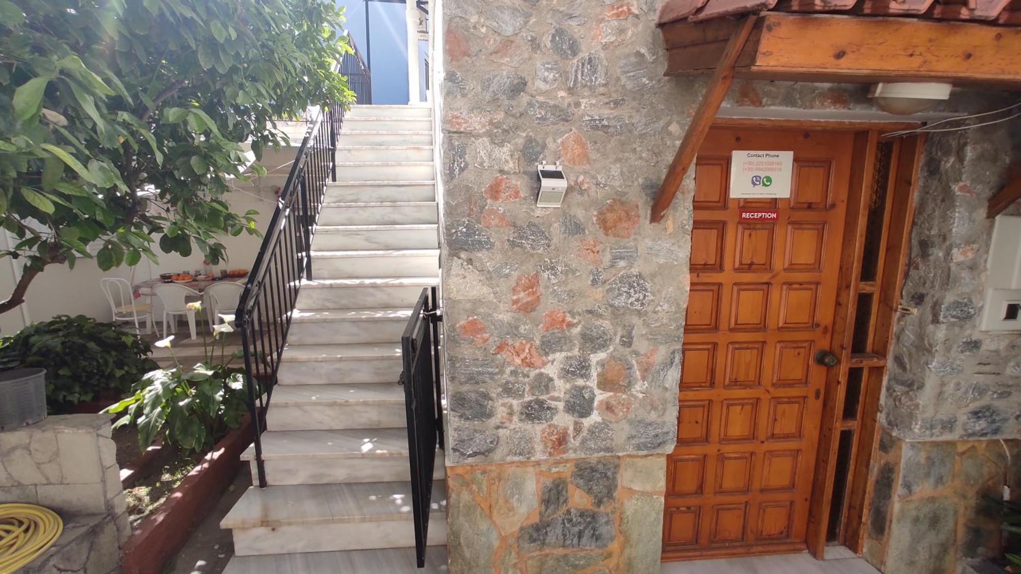 Angelos Rooms Mytilene Exterior photo