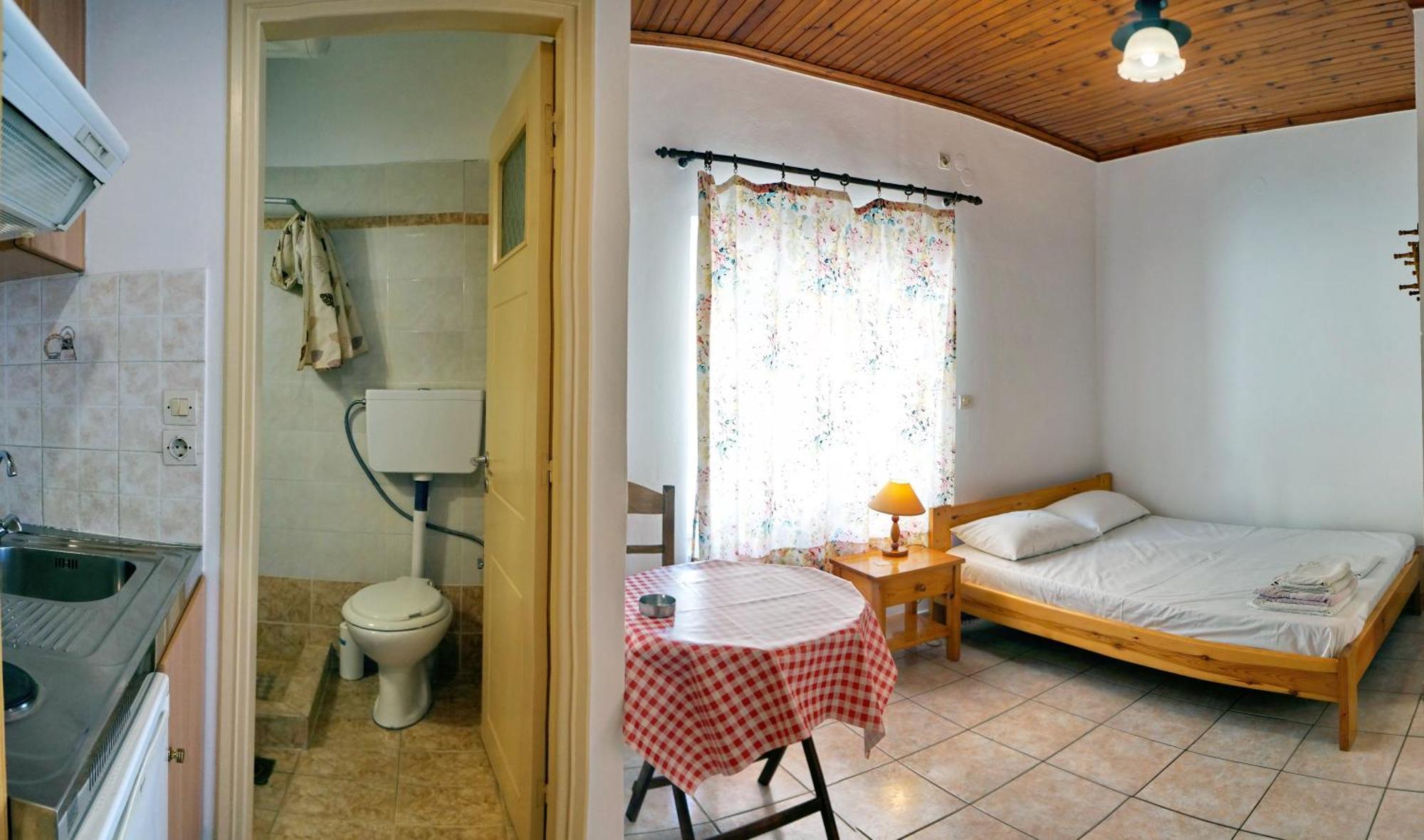 Angelos Rooms Mytilene Exterior photo