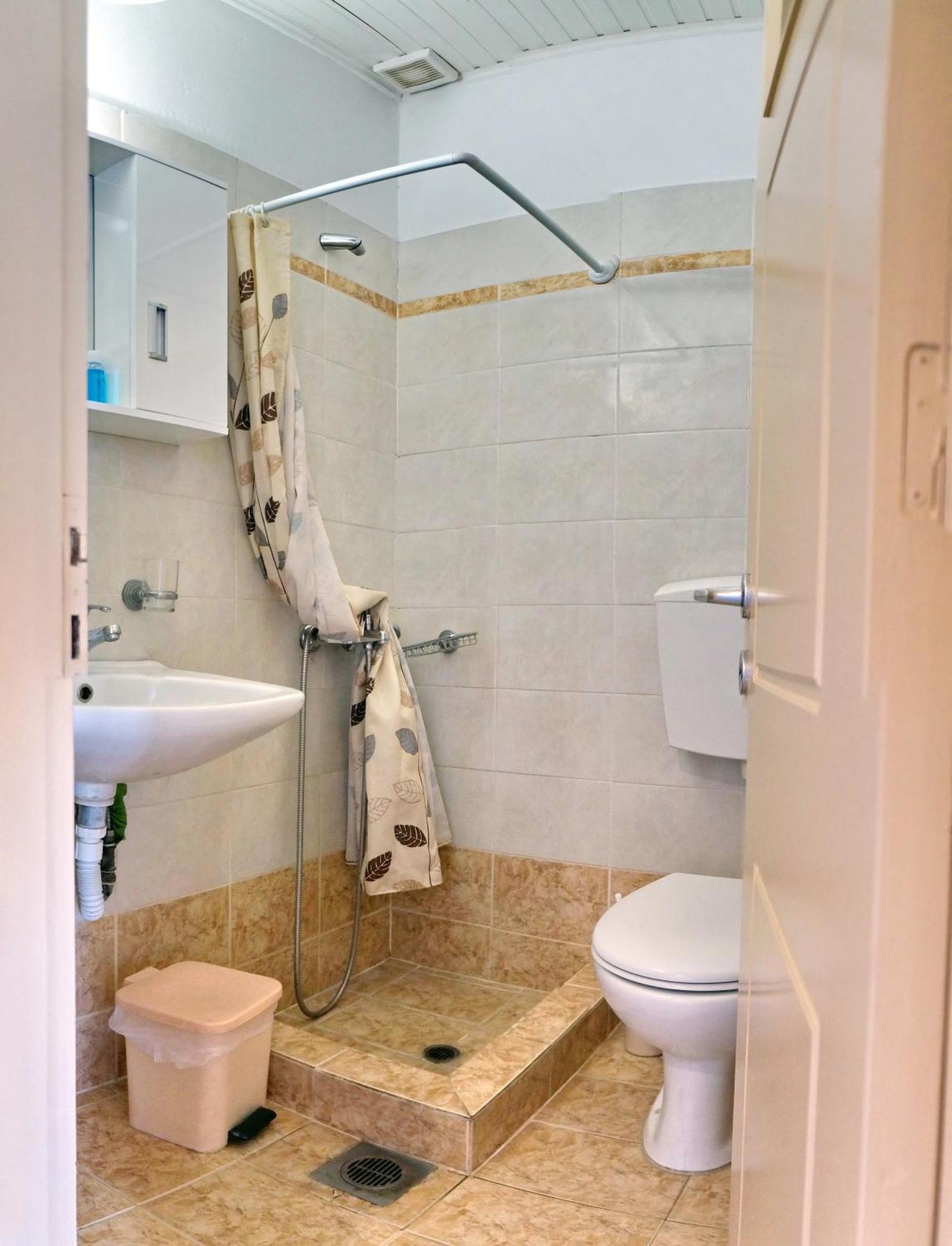 Angelos Rooms Mytilene Exterior photo